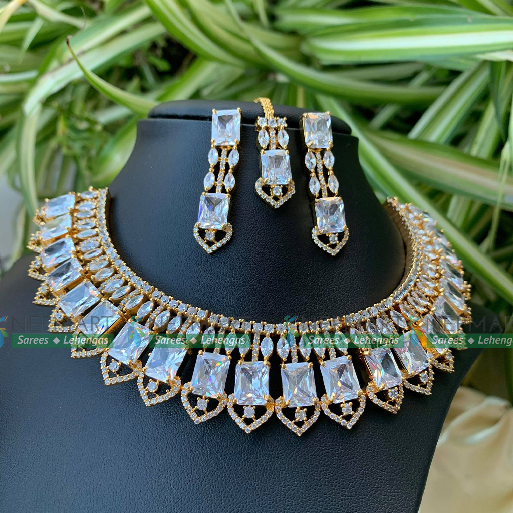 Neck sets for sarees discount